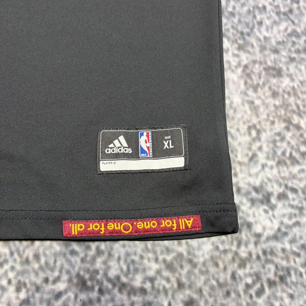 Cleveland Cavaliers Kyrie Irving Adidas Jersey Short Sleeve 2016 Large Black - Picture 5 of 11